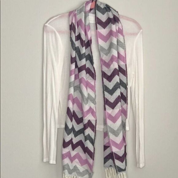 2/$20🧣Purple Lilac Gray Chevron Fringe Scarf - Picture 1 of 6